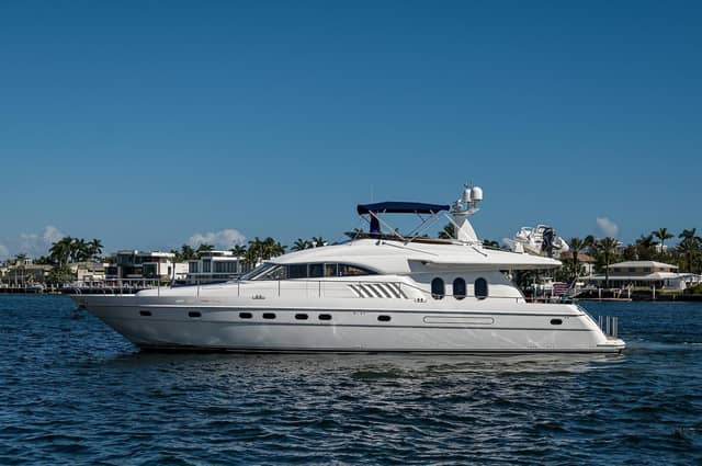 2000 Princess Sport Cruisers