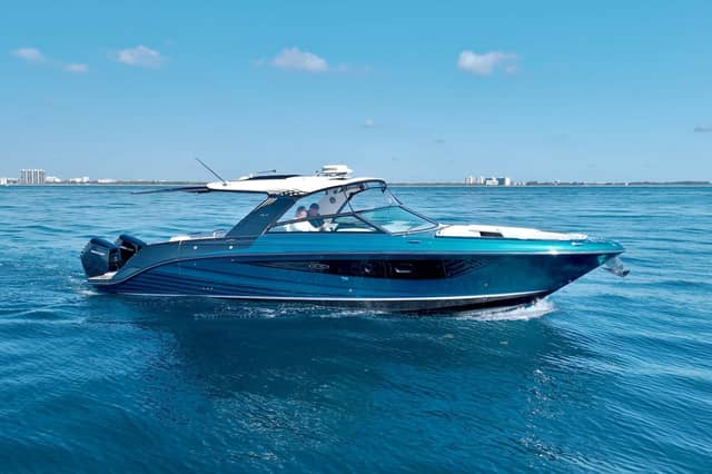 2021 Sea Ray SLX 400 Outboard