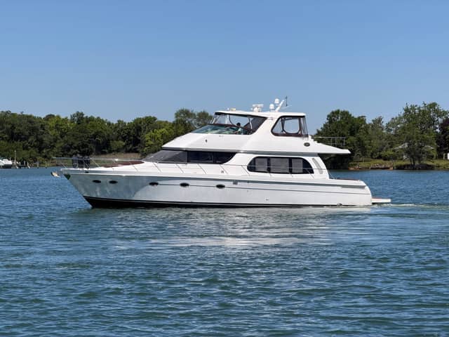 2006 Carver 560 Voyager