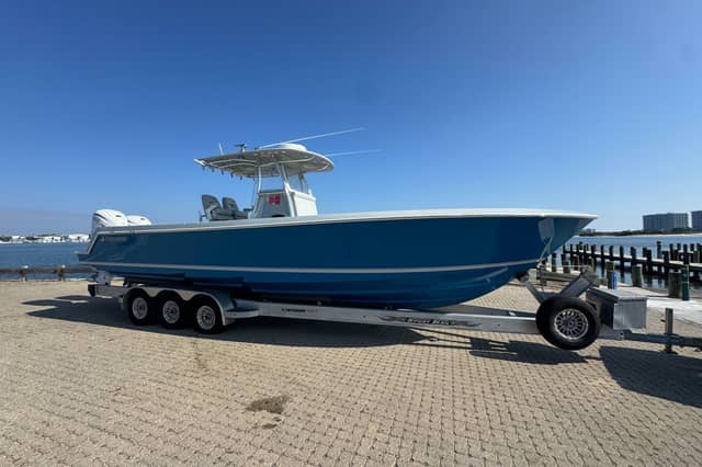 2016 Contender 35 ST