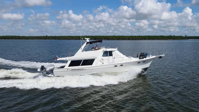 2007 Meridian 490 SE Pilot House