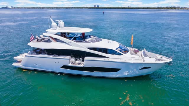 2018 Sunseeker 86 Yacht