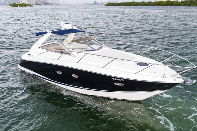 2004 Sunseeker Portofino 35
