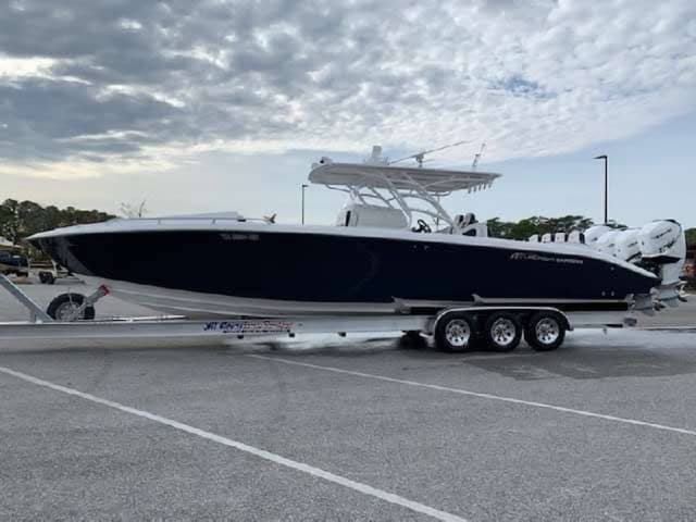 2019 Midnight Express 39 Cuddy