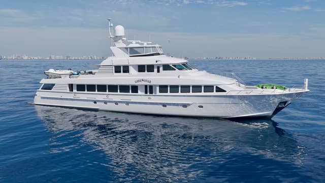 1995 Hatteras Flybridge Motor Yacht