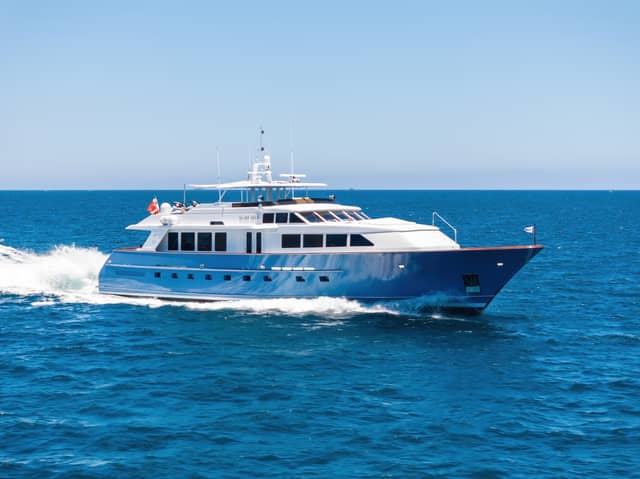 1998 Burger Raised Pilothouse