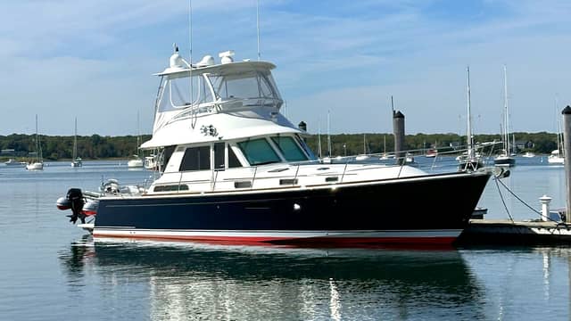 2018 Sabre 48 Flybridge Sedan