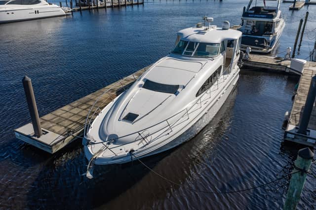 2002 Sea Ray 480 Motor Yacht