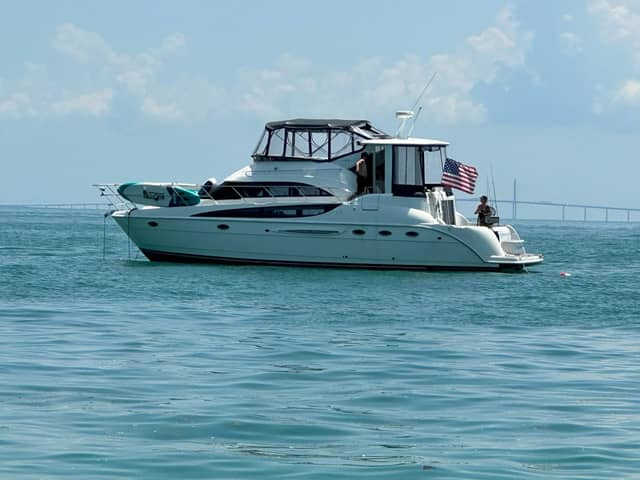 2004 Meridian 459 Aft Cabin Cockpit Motor Yacht