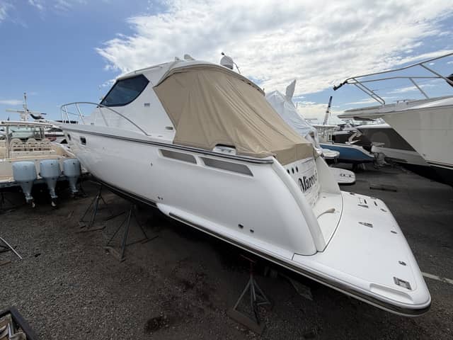 2006 Tiara Yachts 43 Sovran