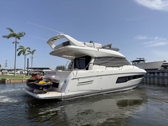 2018 Prestige 460