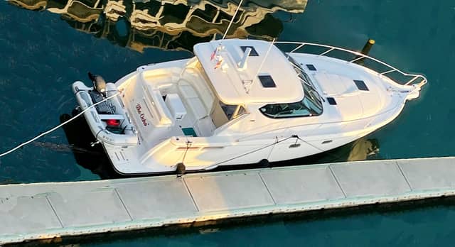 2009 Tiara Yachts Sovran 4300