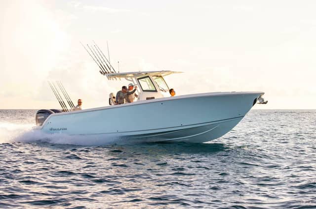 2025 Sailfish 312 Center Console