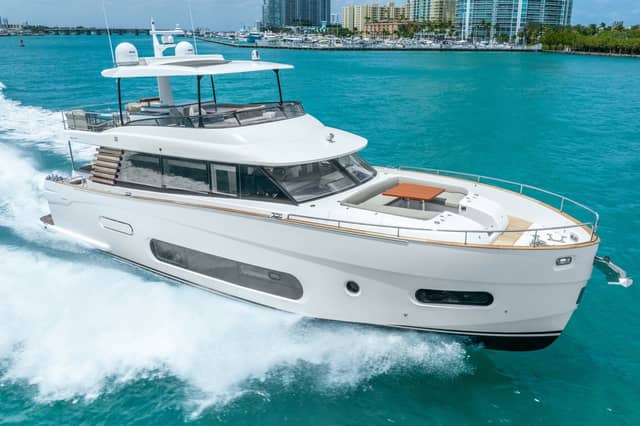 2023 Azimut Magellano 66