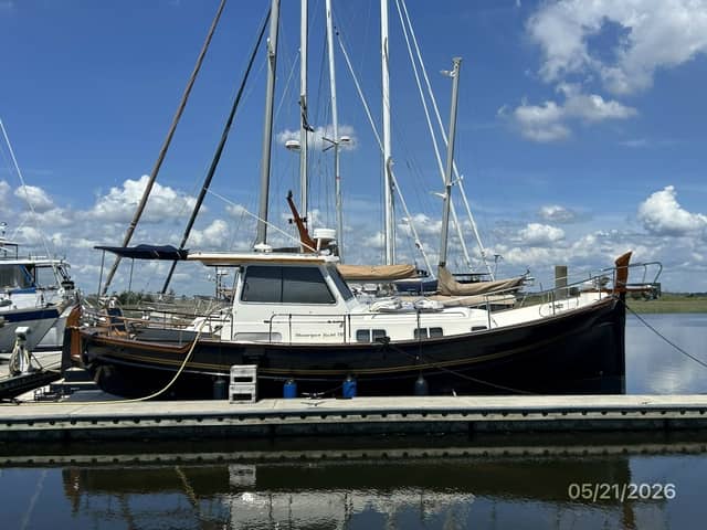 2004 Menorquin 130