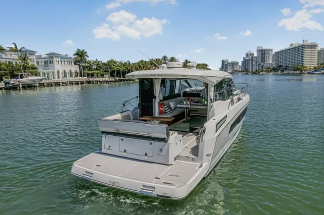 2020 Jeanneau NC 37