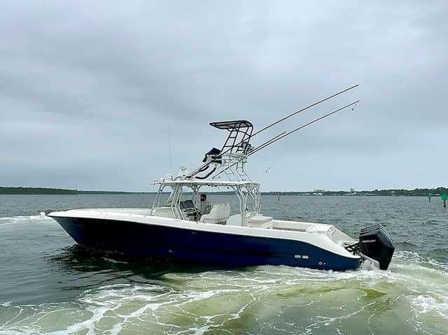 2009 Hydra-Sports Vector 4100CC