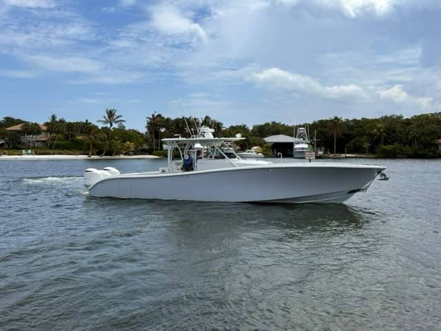 2014 Yellowfin 42 Offshore