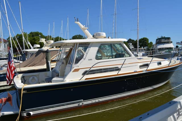 2009 Sabre 34 Express