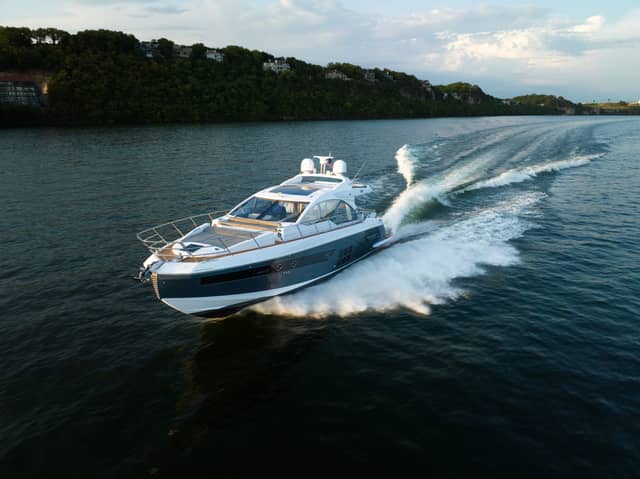 2023 Azimut S6
