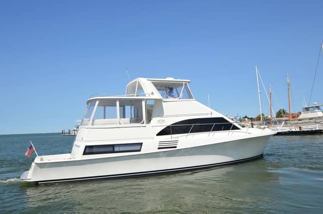 1995 Ocean Cockpit Motor Yacht