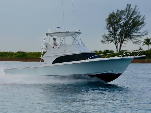 2004 Liberty Flybridge Sport Fish