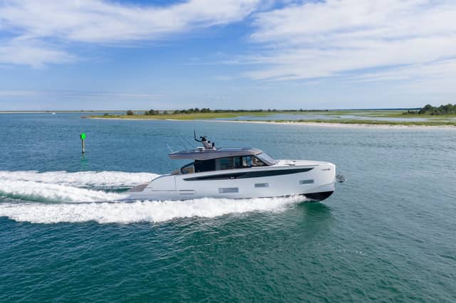 2025 Azimut Seadeck 6