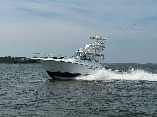 2006 Rampage 38 Express