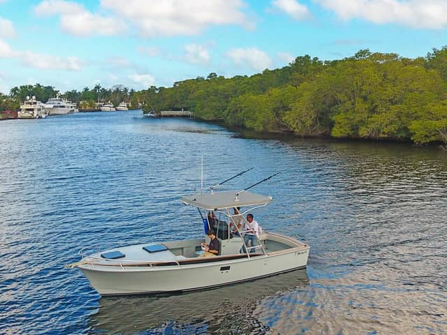 2019 Strike 26 Center Console