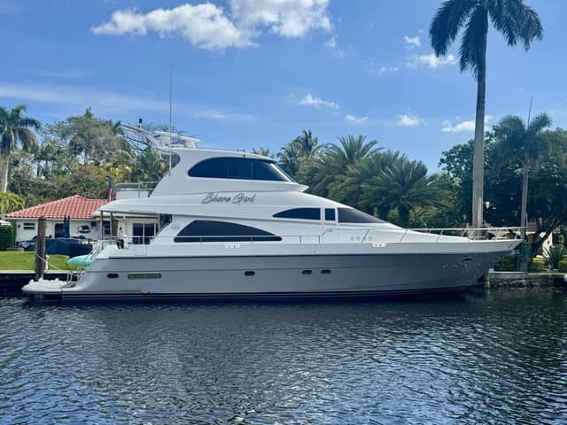 2005 Neptunus Enclosed Skylounge