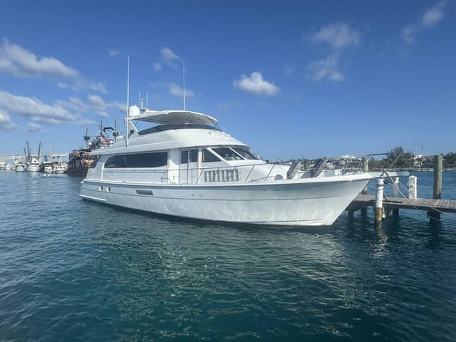2000 Hatteras 75 Sport Deck
