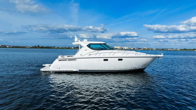 2007 Tiara Yachts 4300 Sovran