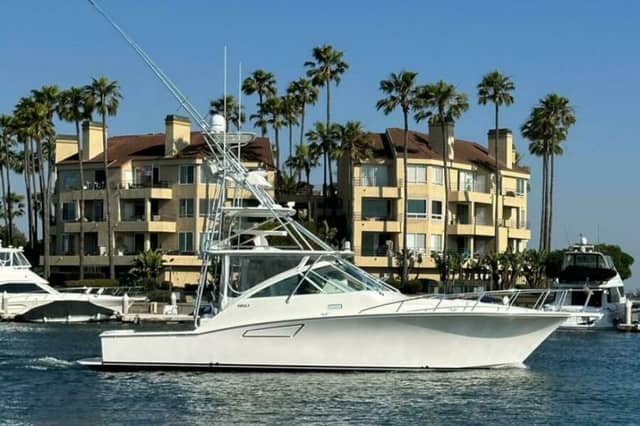 2006 Cabo 40 Express