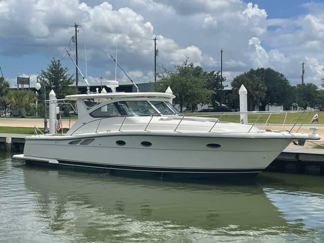 2002 Tiara Yachts 3800 Open