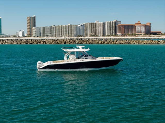 2019 Pursuit S 368