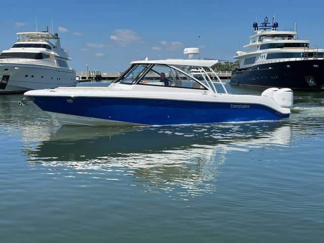 2019 Everglades 340 Dual Console