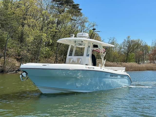 2021 Century 2900 Center Console
