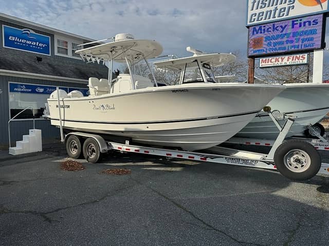 2018 Regulator 25