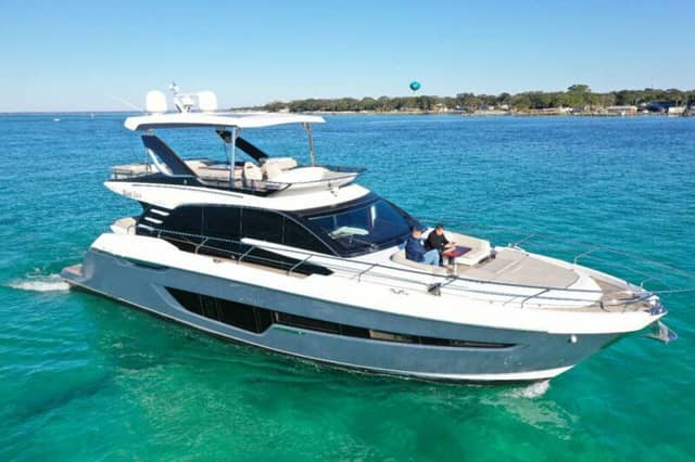 2020 Fairline Squadron