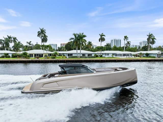 2022 Vanquish Yachts VQ45