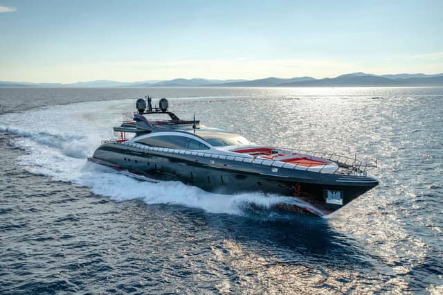 2017 Overmarine Mangusta 165 E