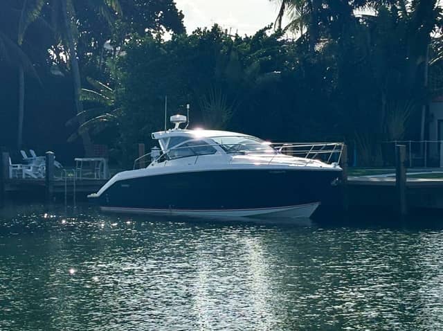 2014 Pursuit SC 365i