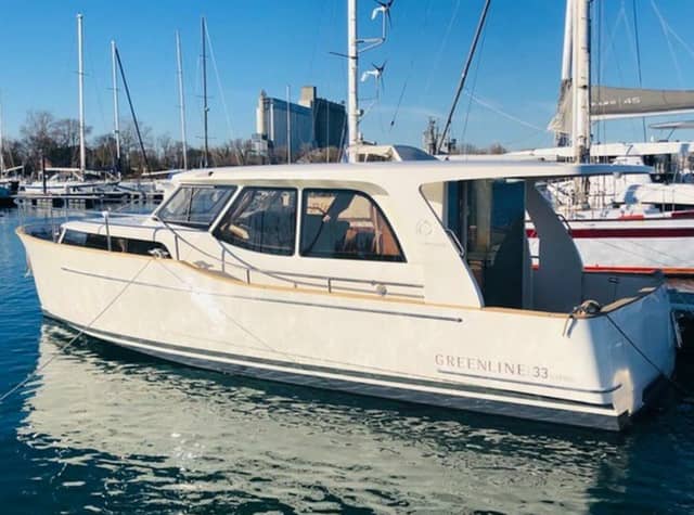 2019 Greenline 33 HYBRID