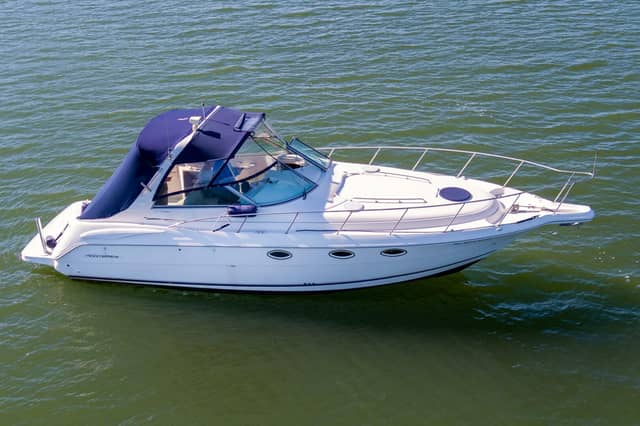 2000 Monterey 322 Cruiser