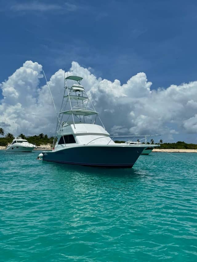 1997 Viking 43 Convertible