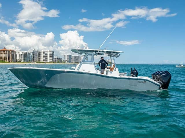 2025 Billfish 39 Center Console w/Tower