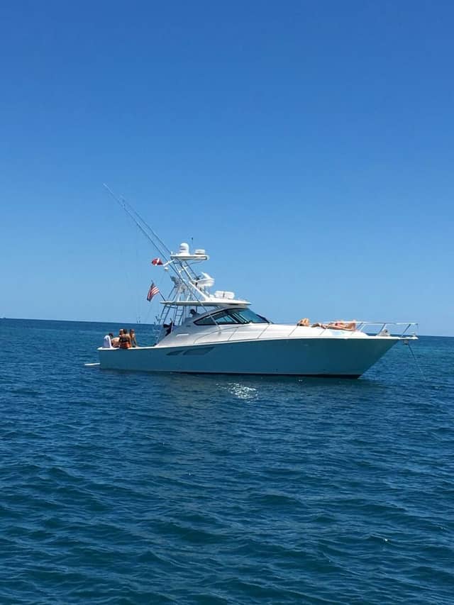 2011 Tiara Yachts 4300 Open