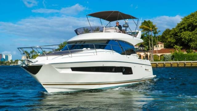 2018 Prestige 460
