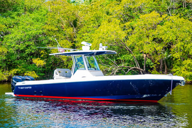 2018 Intrepid 327