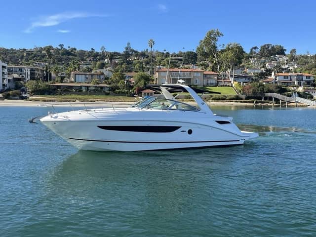2014 Sea Ray 350 Sundancer